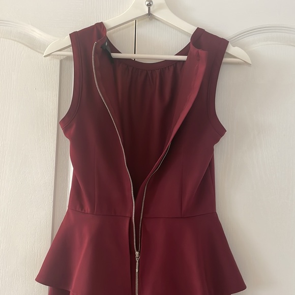 H&M pretty peplum style mulberry coloured dress SIZE 4 - Picture 7 of 12